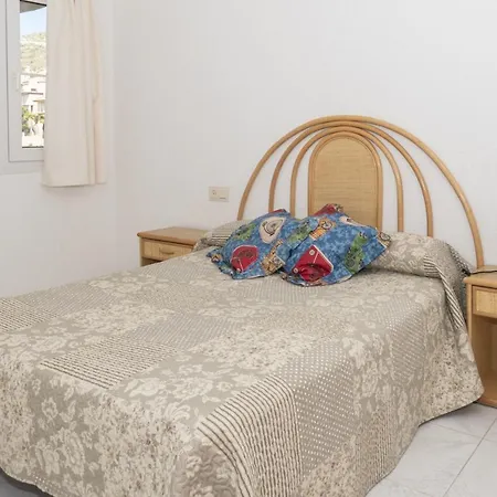 Cap Blanc Ii, Pta 11 *